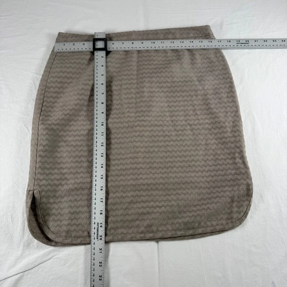 Ann Taylor‎ LOFT Size 8 Taupe Tan Lined Textured Zig Zag Pattern Pencil Skirt